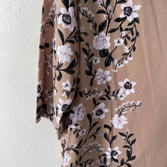 Isaac Mizrahi Taupe Tan Floral V Neck Pullover size 2X - Picture 4 of 10